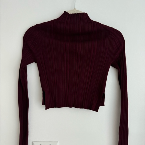 AllSaints burgundy cropped sweater - Picture 3 of 3